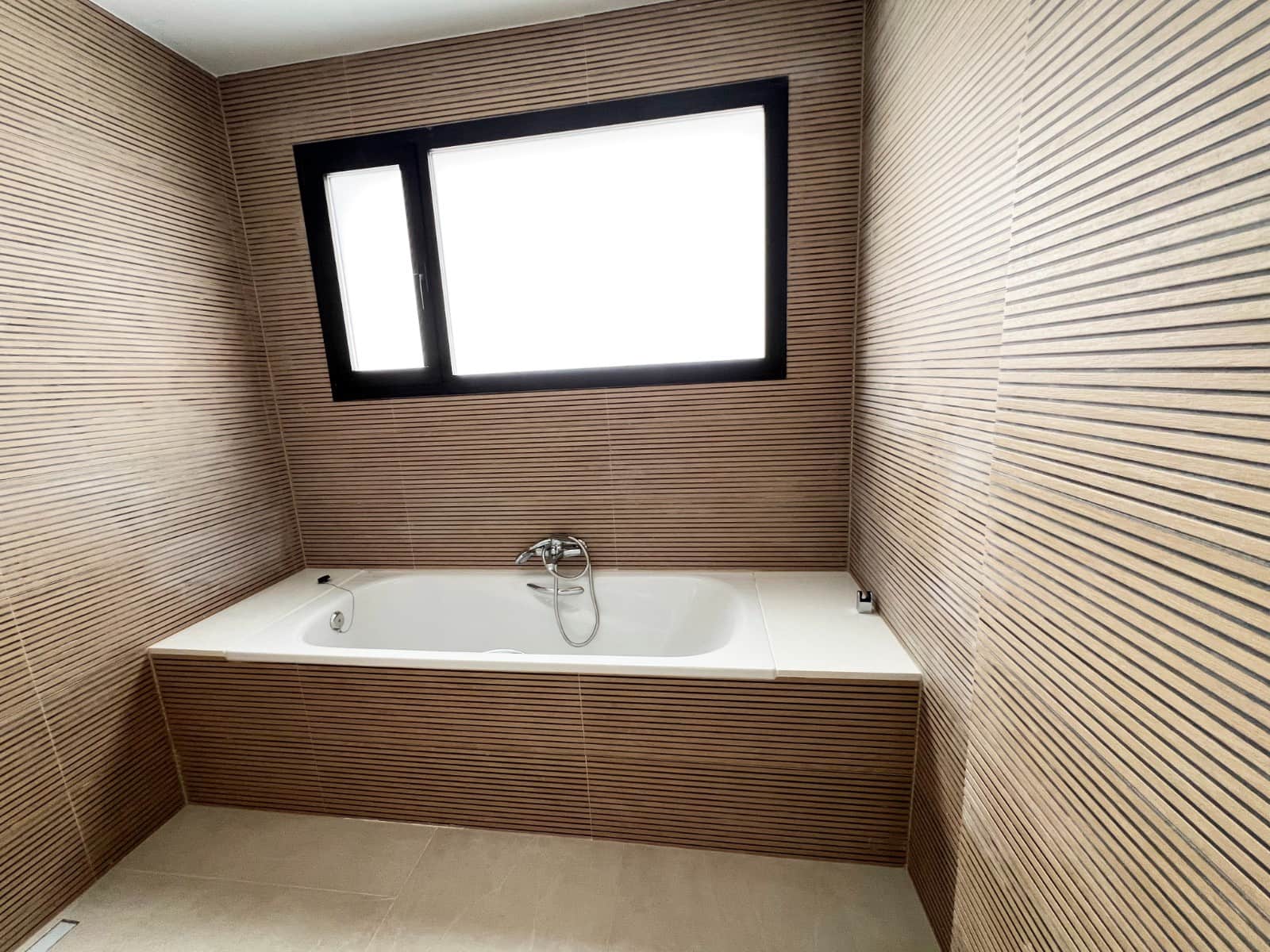 3 makuuhuone Huvila myytävänä paikassa Aspe mukana uima-altaan - 369 000 € (Ref: 9564033)