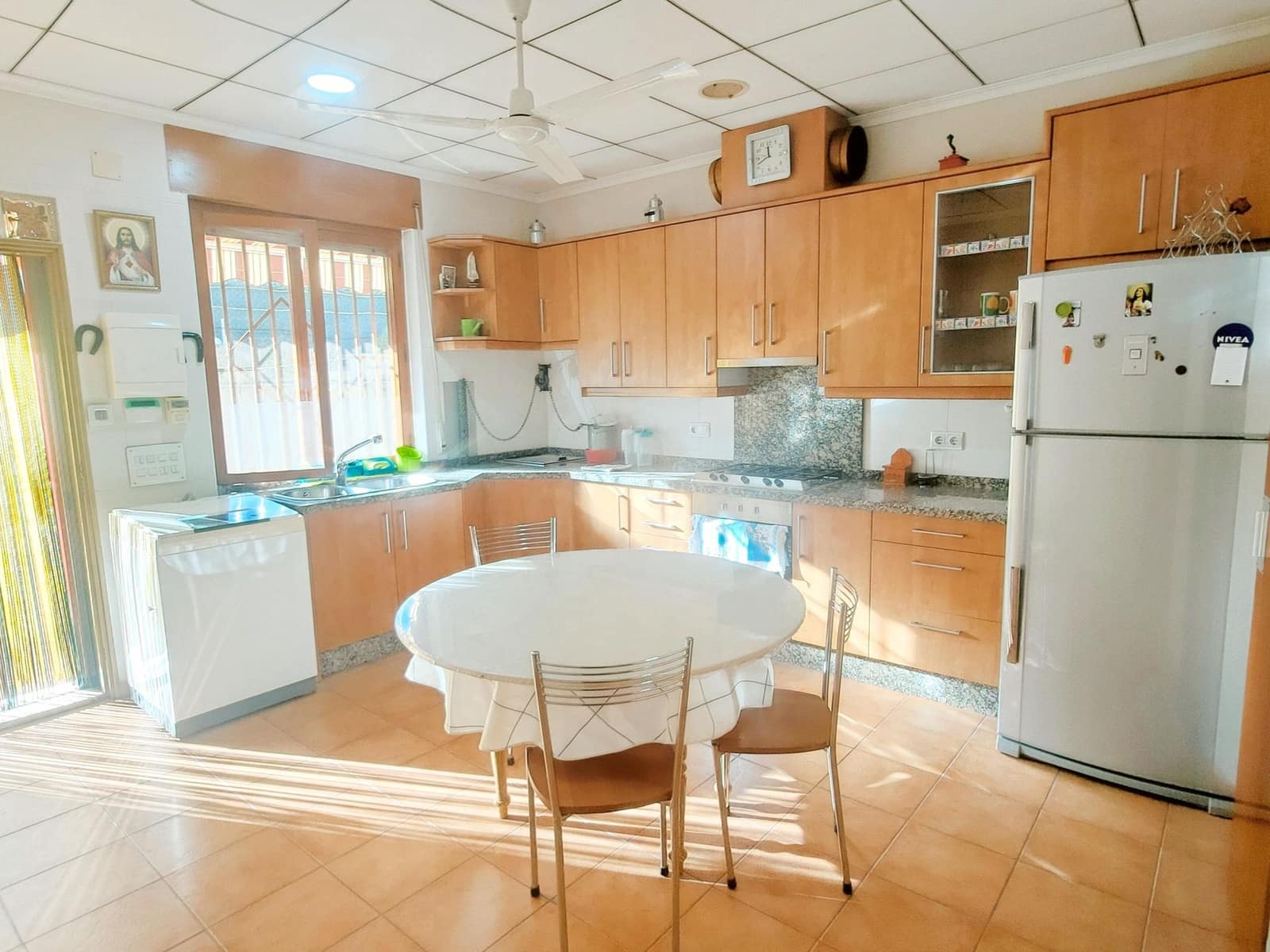 6 soveværelse Villa til salg i Aspe med swimmingpool - € 360.000 (Ref: 9570157)