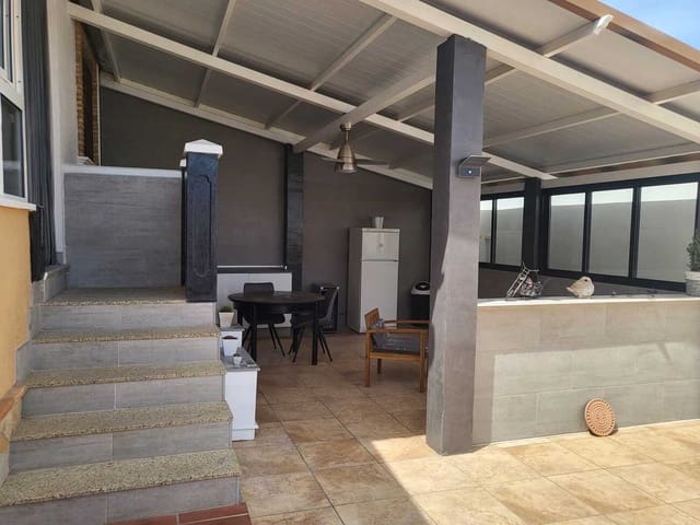 6 camera da letto Villetta Bifamiliare in vendita in Ciudad Quesada, Rojales con piscina - 276.000 € (Rif: 9570365)