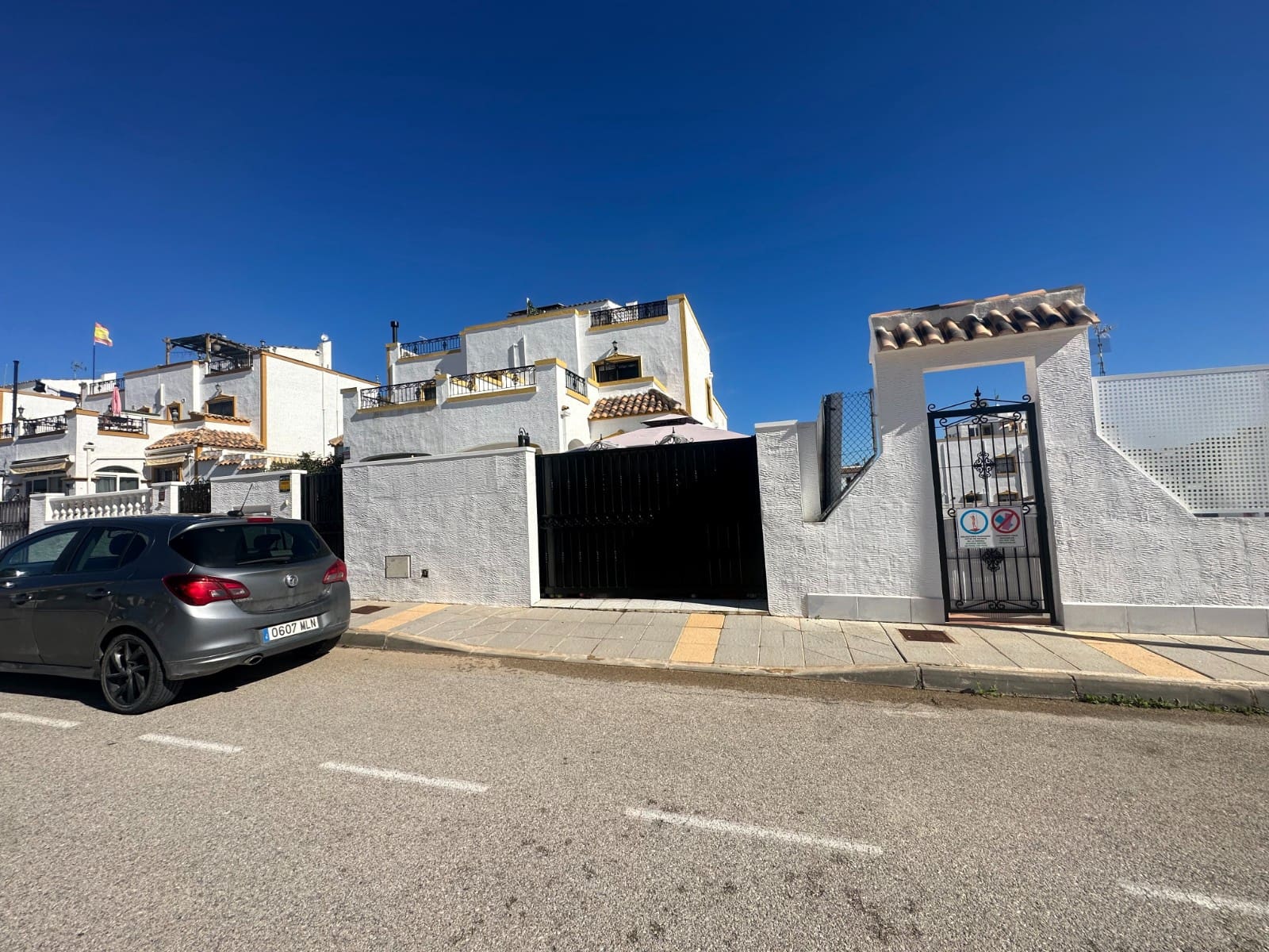3 bedroom Townhouse for sale in Orihuela with pool garage - € 220,000 (Ref: 9589326)