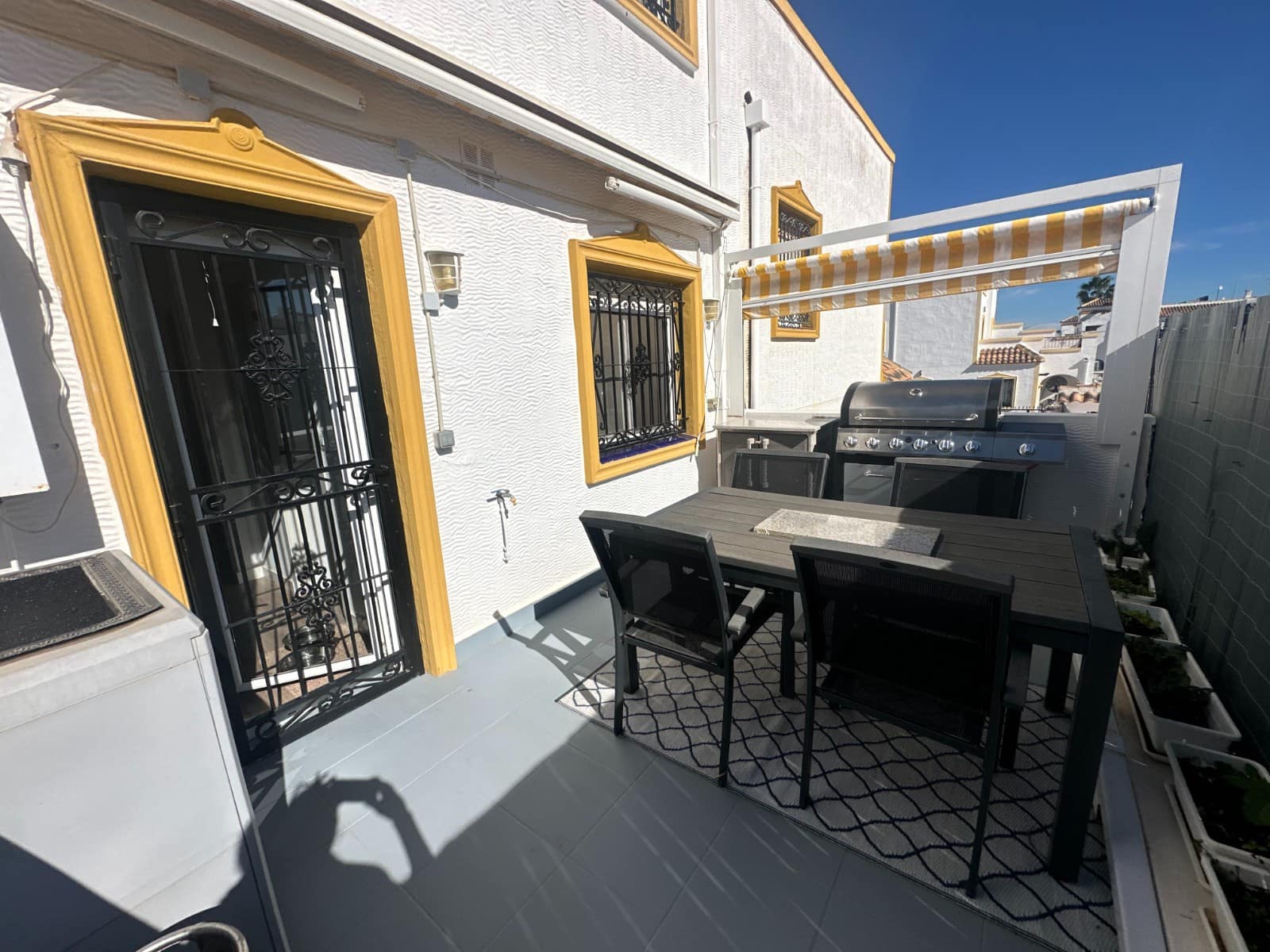 3 bedroom Townhouse for sale in Orihuela with pool garage - € 220,000 (Ref: 9589326)