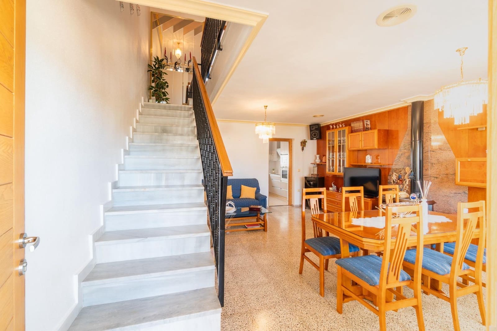 5 soveværelse Byhus til salg i San Miguel de Salinas med swimmingpool garage - € 249.000 (Ref: 9604464)