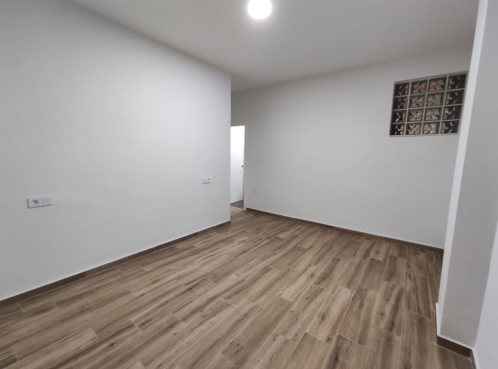 3 soveværelse Byhus til salg i Petrel / Petrer med swimmingpool - € 160.000 (Ref: 9614157)