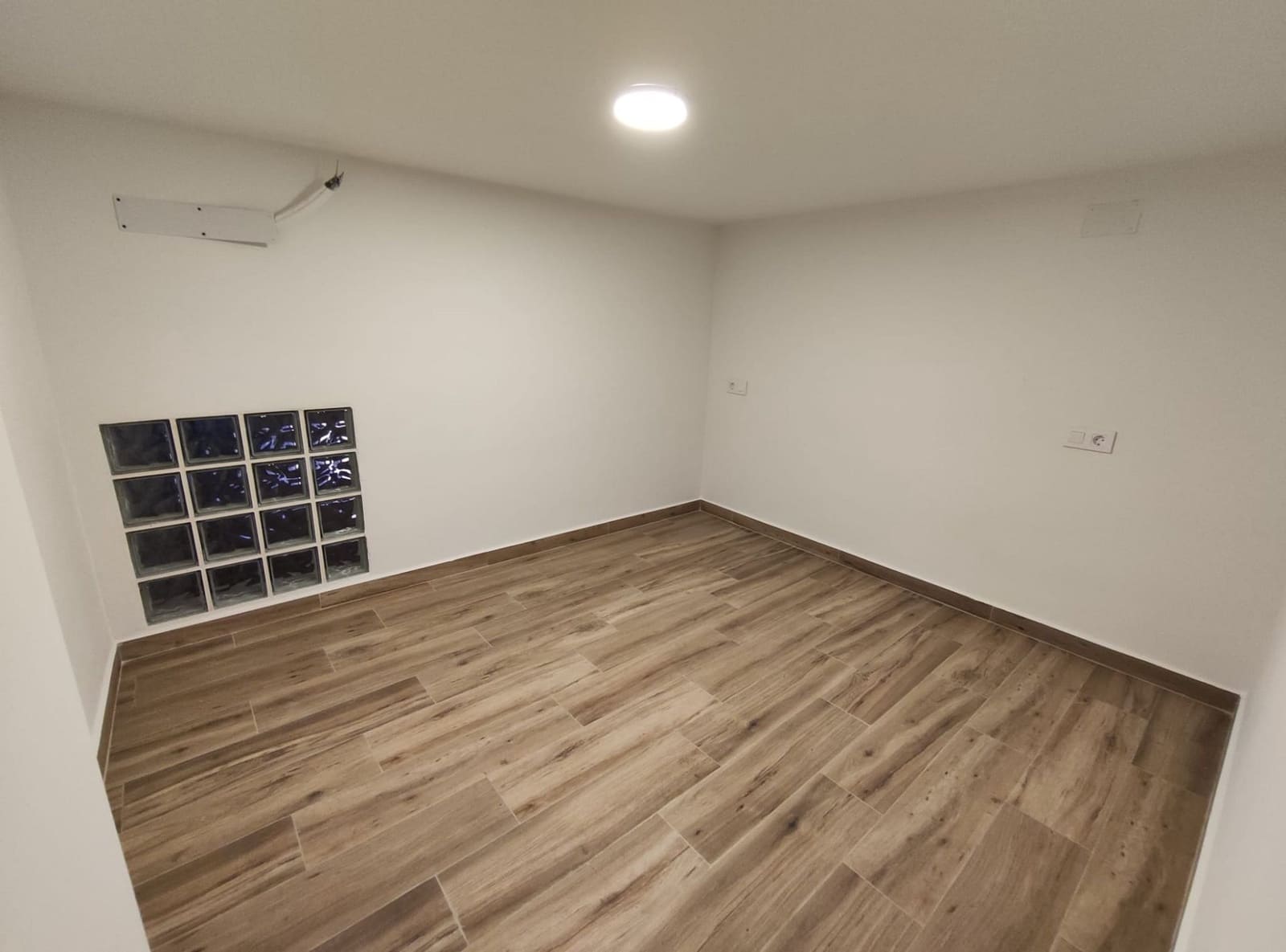 3 soveværelse Byhus til salg i Petrel / Petrer med swimmingpool - € 160.000 (Ref: 9614157)