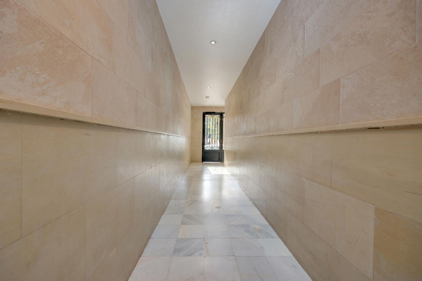 3 bedroom Penthouse for sale in Pilar de la Horadada with garage - € 219,969 (Ref: 9658079)