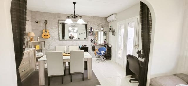 3 makuuhuone Omakotitalo myytävänä paikassa Casas del Senor, Monóvar / Monóver mukana uima-altaan - 135 000 € (Ref: 9658082)