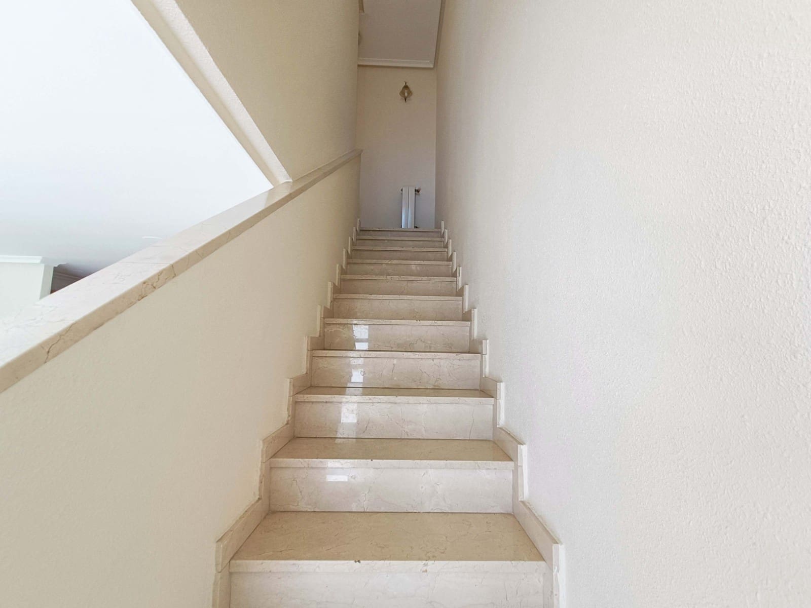 3 bedroom Apartment for sale in Hondon de los Frailes with pool - € 150,000 (Ref: 9682191)