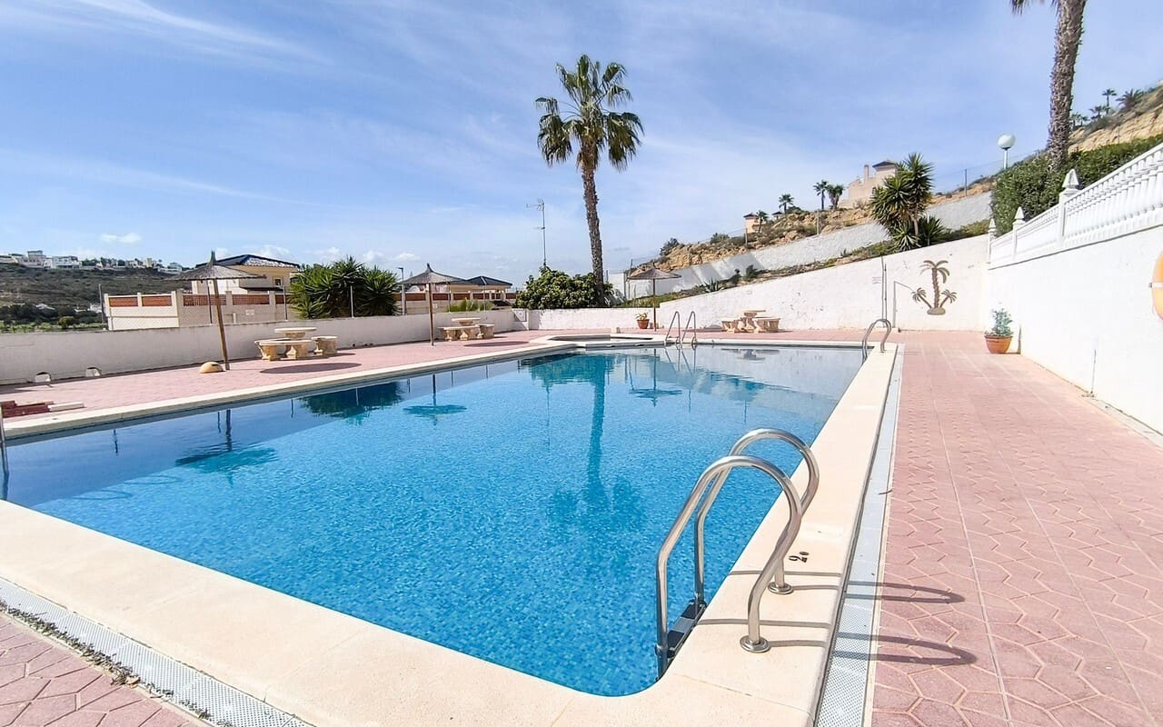 2 slaapkamer Villa te koop in Ciudad Quesada met zwembad - € 195.000 (Ref: 9685664)