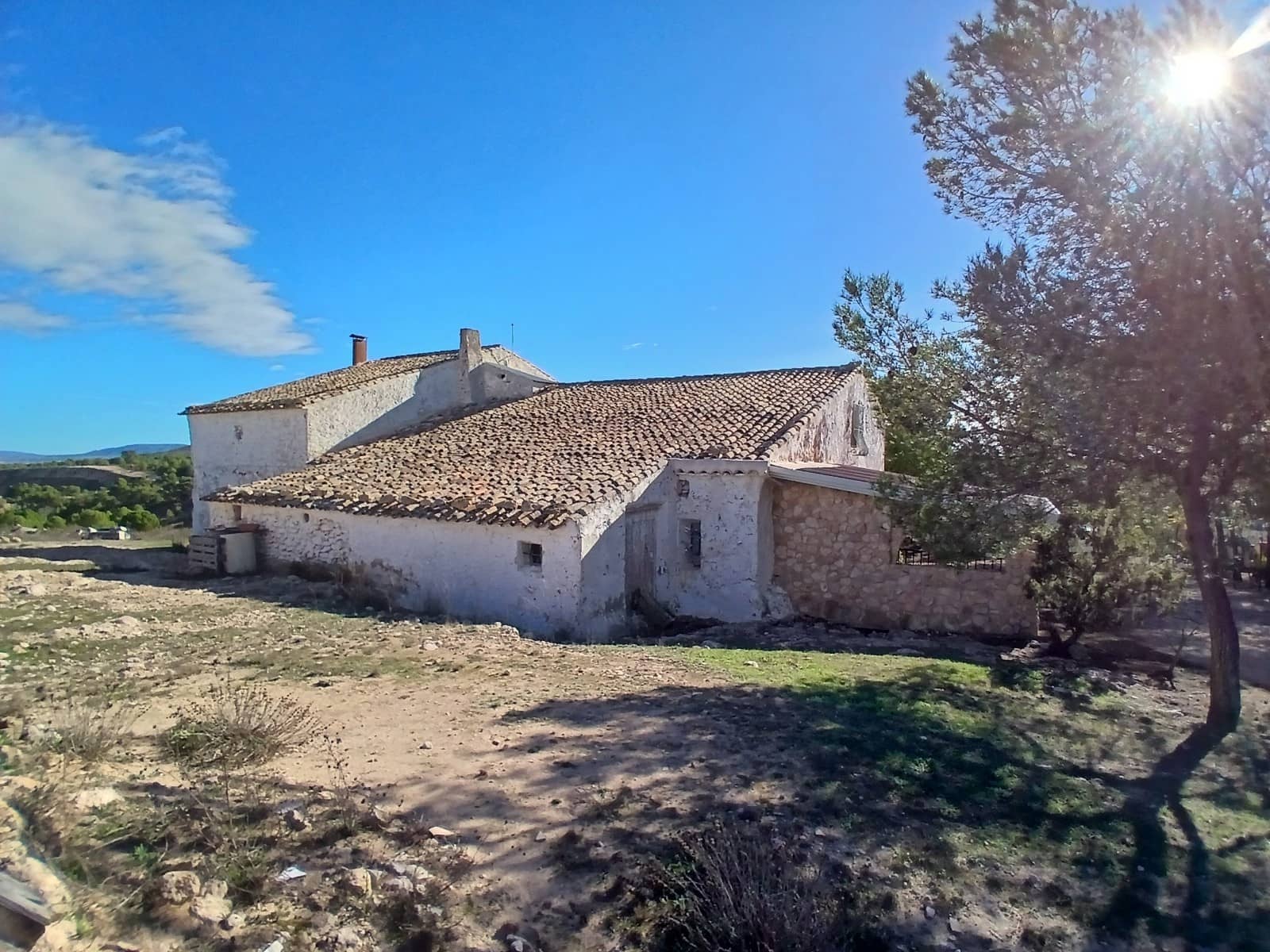 6 bedroom Finca/Country House for sale in Caudete with pool garage - € 199,950 (Ref: 9694321)