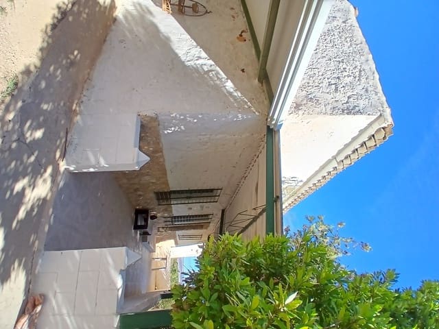 6 Zimmer Finca/Landgut zu verkaufen in Caudete mit Pool Garage - 199.950 € (Ref: 9694321)