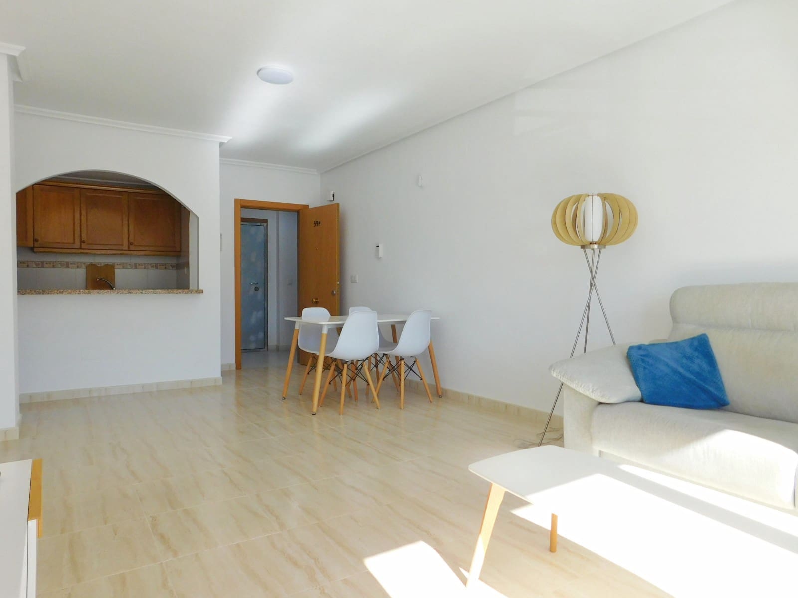 Apartamento de 2 habitaciones en San Miguel de Salinas en venta con piscina - 125.000 € (Ref: 9746808)