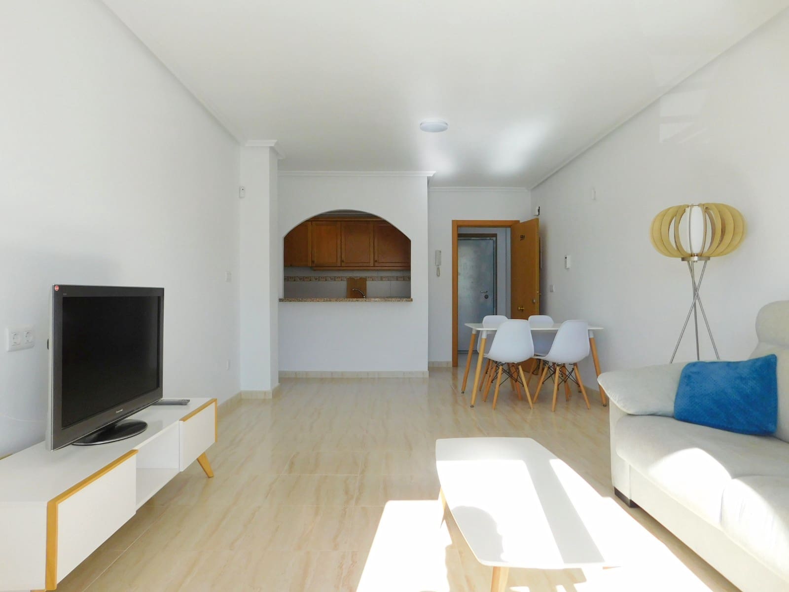 Apartamento de 2 habitaciones en San Miguel de Salinas en venta con piscina - 125.000 € (Ref: 9746808)