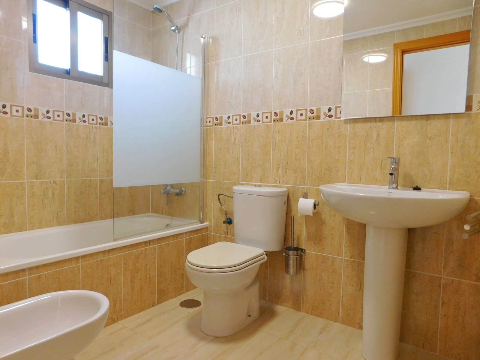 Apartamento de 2 habitaciones en San Miguel de Salinas en venta con piscina - 125.000 € (Ref: 9746808)