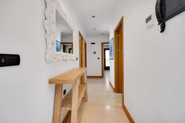 2 chambre Appartement à vendre à Los Secanos, Guardamar del Segura avec piscine garage - 249 969 € (Ref: 9758221)