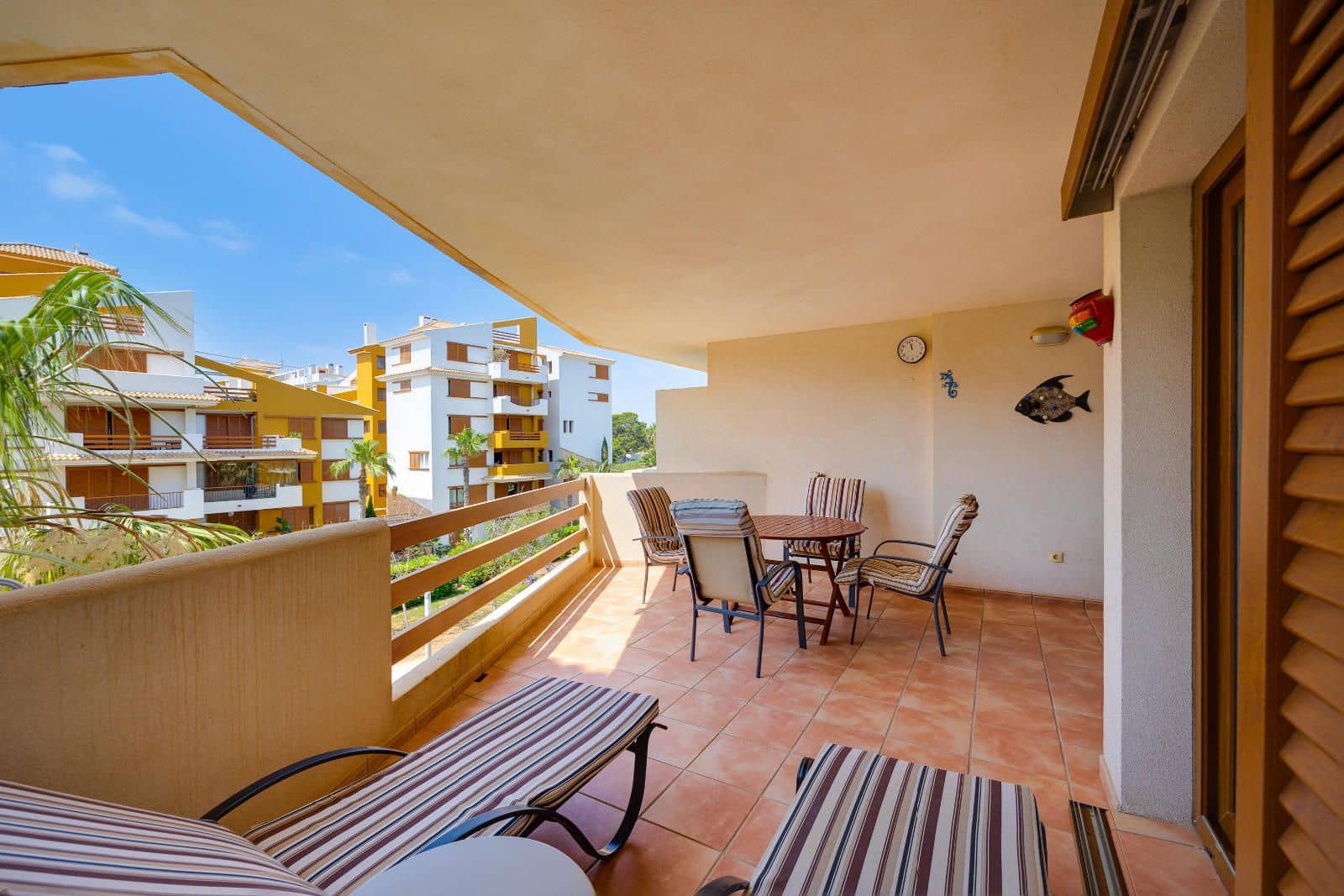 2 soveværelse Lejlighed til salg i Torrevieja med swimmingpool garage - € 239.969 (Ref: 9764867)