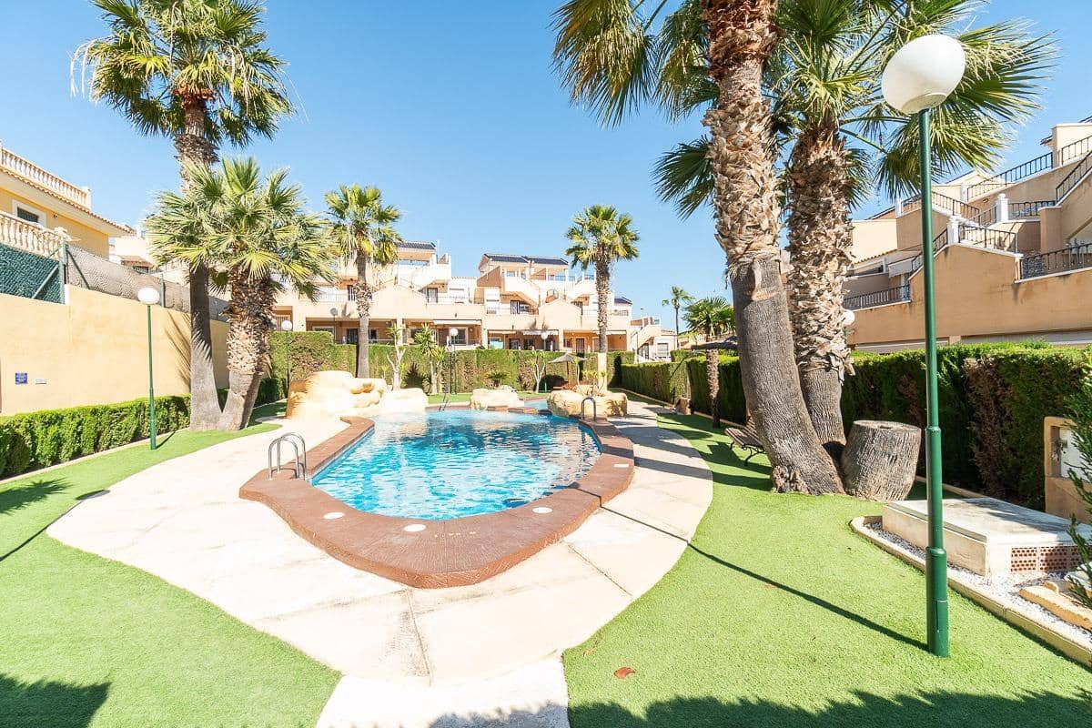 2 soveværelse Bungalow til salg i Orihuela Costa med swimmingpool - € 169.000 (Ref: 9764868)