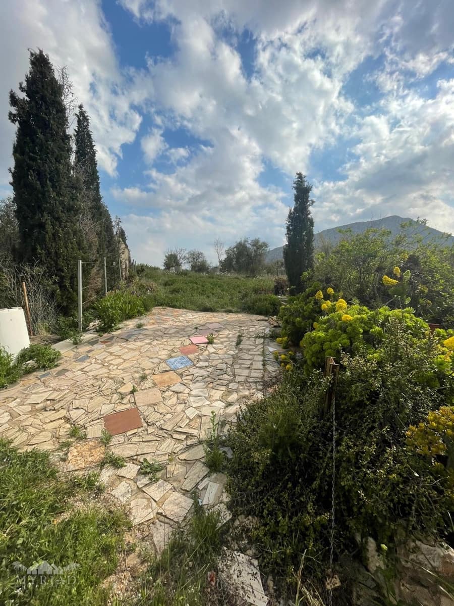 2 sypialnia Finka/Dom wiejski na sprzedaż w El Canton z garażem - 67 000 € (Ref: 9773301)