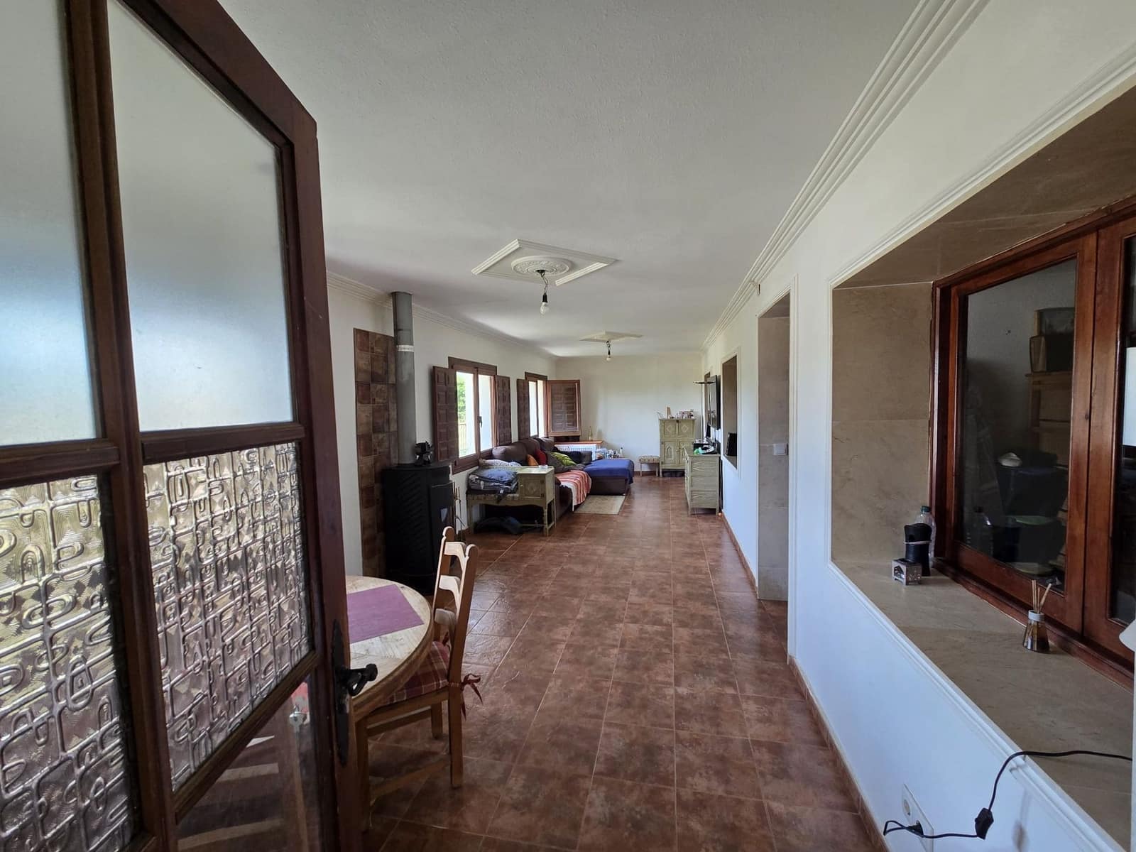 6 soveværelse Villa til salg i Sax med swimmingpool - € 275.000 (Ref: 9790021)