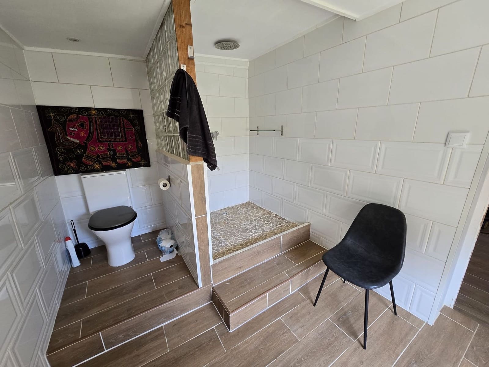 6 soveværelse Villa til salg i Sax med swimmingpool - € 275.000 (Ref: 9790021)