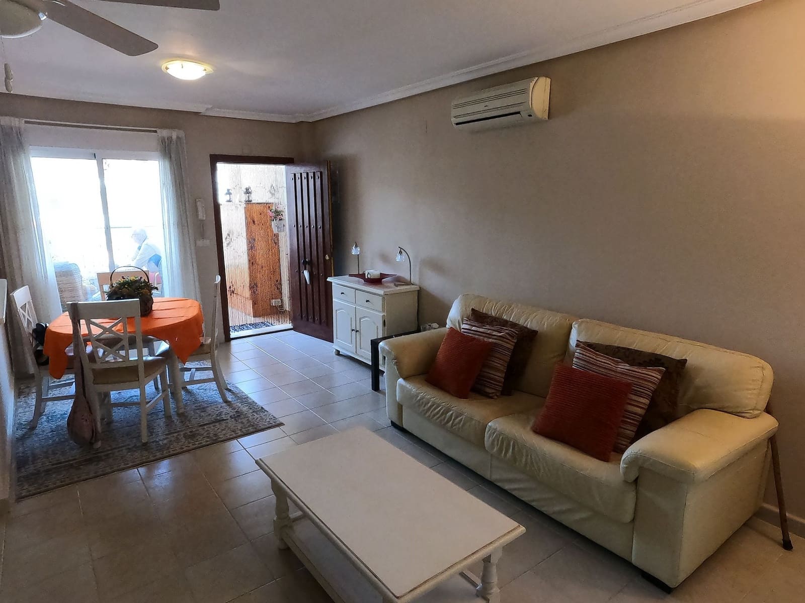 2 quarto Apartamento para venda em Jacarilla com piscina - 104 995 € (Ref: 9800319)