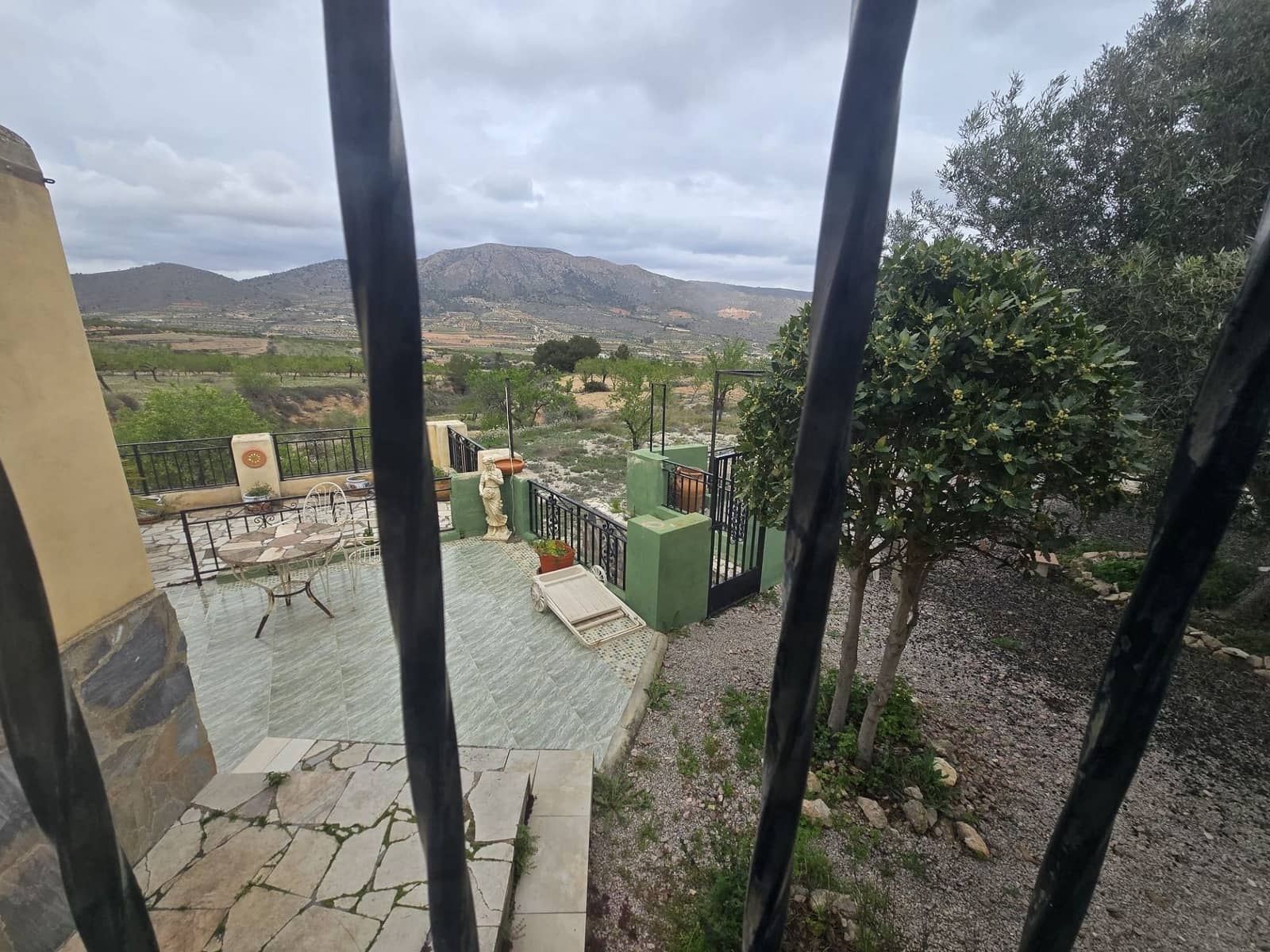 2 slaapkamer Villa te koop in La Romana met garage - € 125.000 (Ref: 9803791)