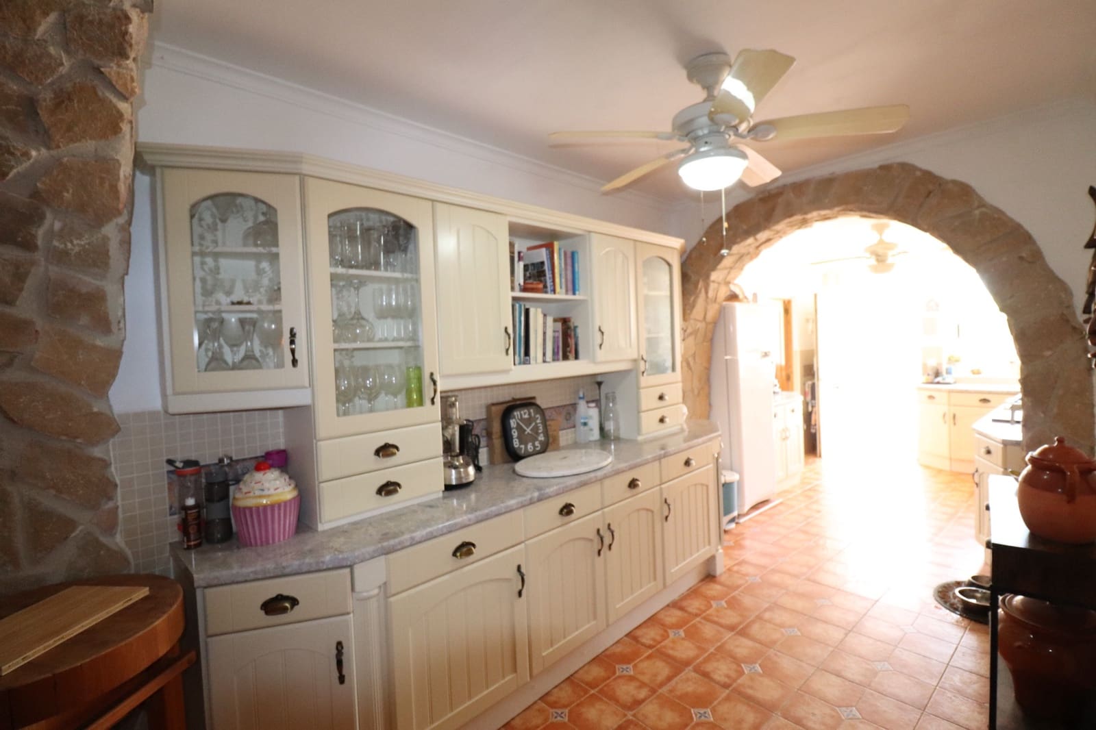 5 makuuhuone Maalaistalo myytävänä paikassa Hondon de las Nieves mukana uima-altaan 
autotalli - 399 500 € (Ref: 9805885)