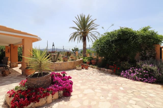 5 sovrum Finca/Hus på landet till salu i Hondón de las Nieves med pool garage - 399 500 € (Ref: 9805885)