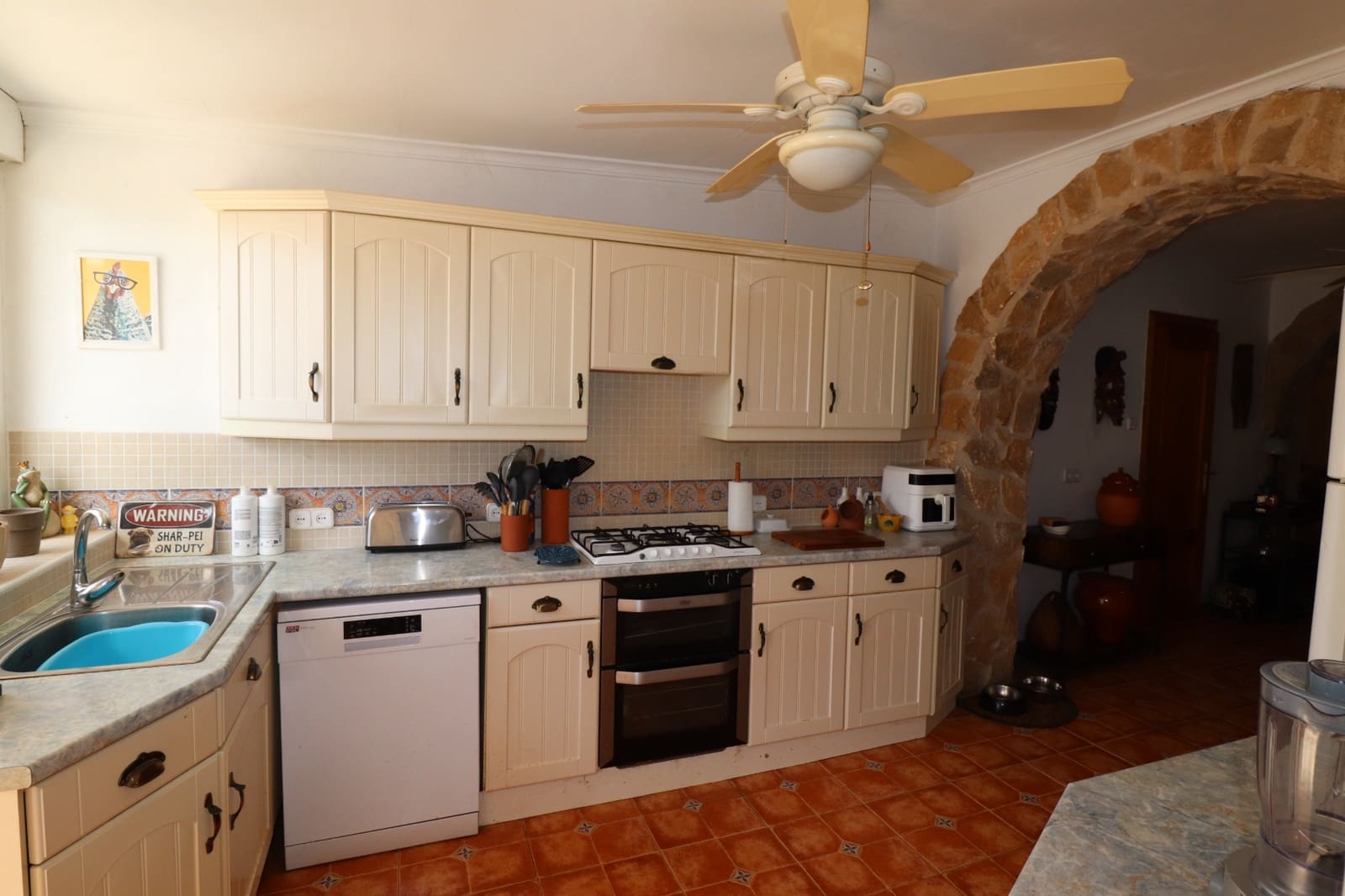 5 makuuhuone Maalaistalo myytävänä paikassa Hondon de las Nieves mukana uima-altaan 
autotalli - 399 500 € (Ref: 9805885)