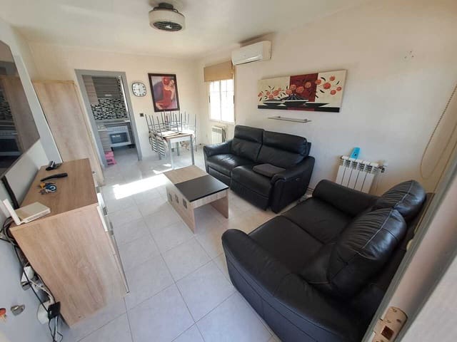 2 Zimmer Villa zu verkaufen in Los Balcones mit Pool Garage - 199.000 € (Ref: 9810961)