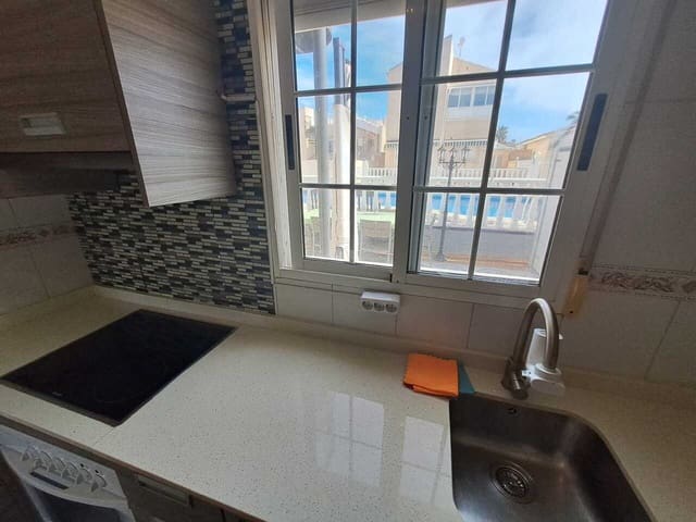 2 Zimmer Villa zu verkaufen in Los Balcones mit Pool Garage - 199.000 € (Ref: 9810961)