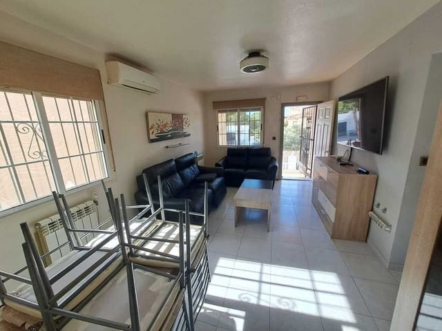 2 Zimmer Villa zu verkaufen in Los Balcones mit Pool Garage - 199.000 € (Ref: 9810961)