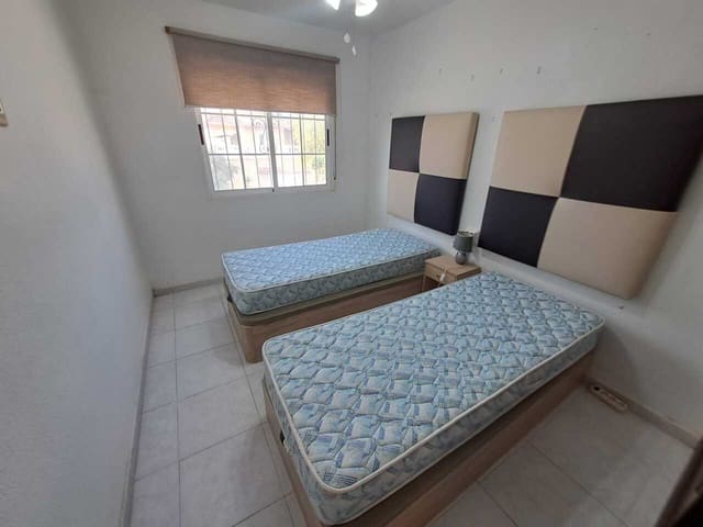 2 Zimmer Villa zu verkaufen in Los Balcones mit Pool Garage - 199.000 € (Ref: 9810961)