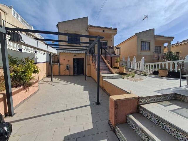 2 Zimmer Villa zu verkaufen in Los Balcones mit Pool Garage - 199.000 € (Ref: 9810961)