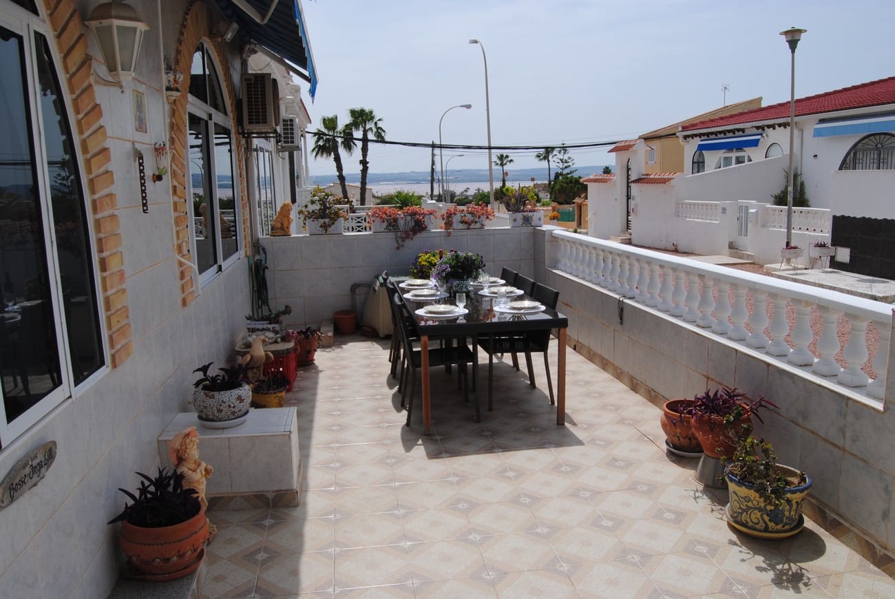 3 slaapkamer Bungalow te koop in Torrevieja - € 199.000 (Ref: 9810962)