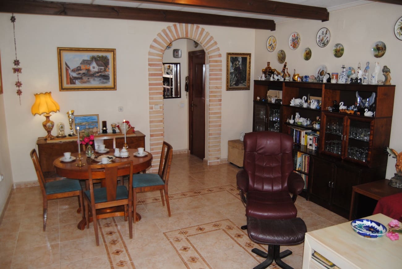 3 slaapkamer Bungalow te koop in Torrevieja - € 199.000 (Ref: 9810962)