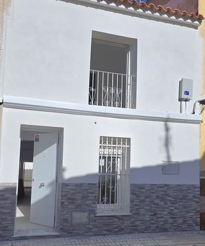 3 Zimmer Haus zu verkaufen in Pinoso - 135.000 € (Ref: 9814120)