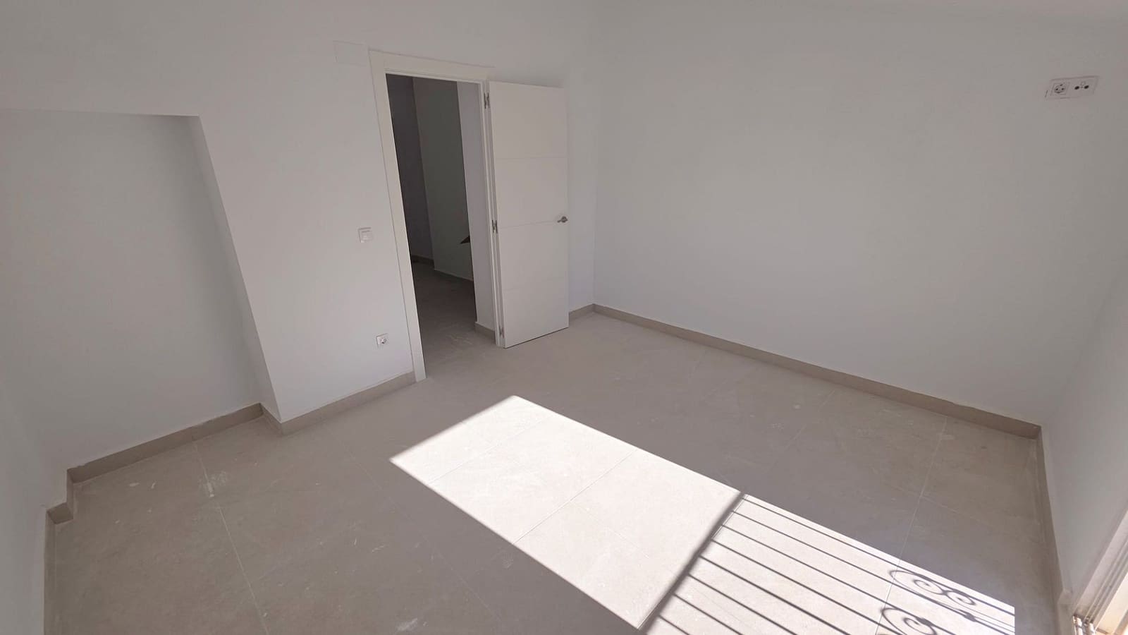 3 Zimmer Haus zu verkaufen in Pinoso - 135.000 € (Ref: 9814120)