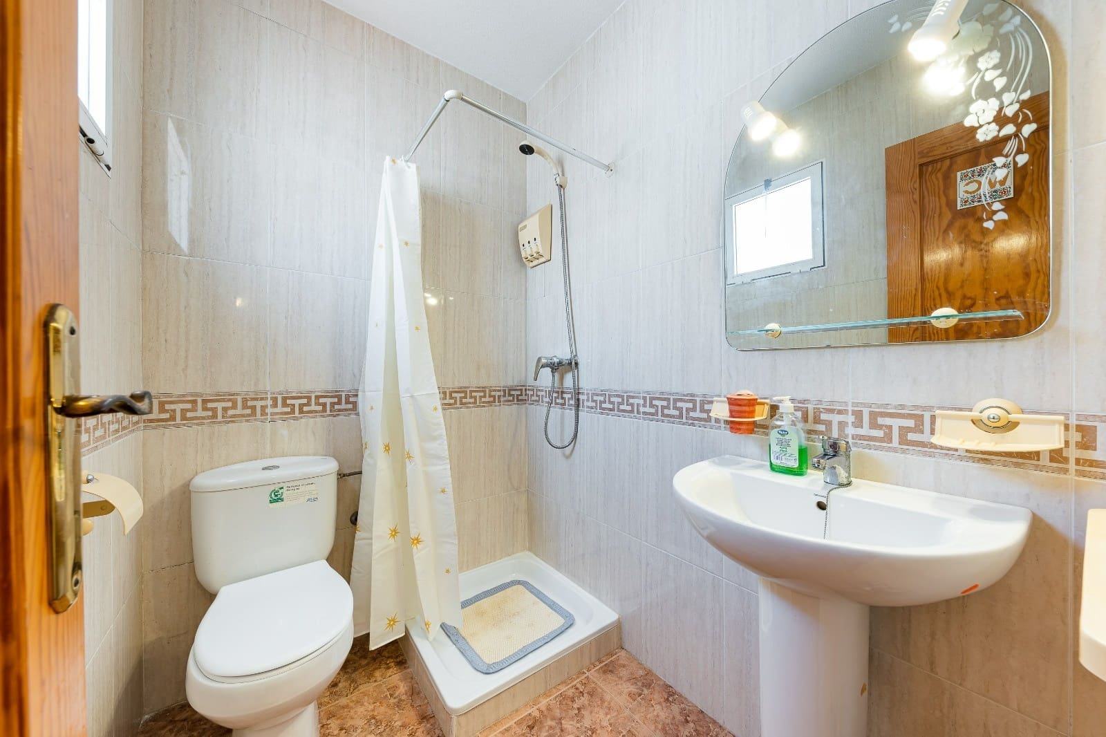3 soveværelse Byhus til salg i Torrevieja med swimmingpool garage - € 225.000 (Ref: 9816659)