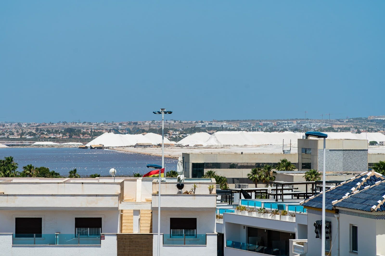 3 soveværelse Byhus til salg i Torrevieja med swimmingpool garage - € 225.000 (Ref: 9816659)