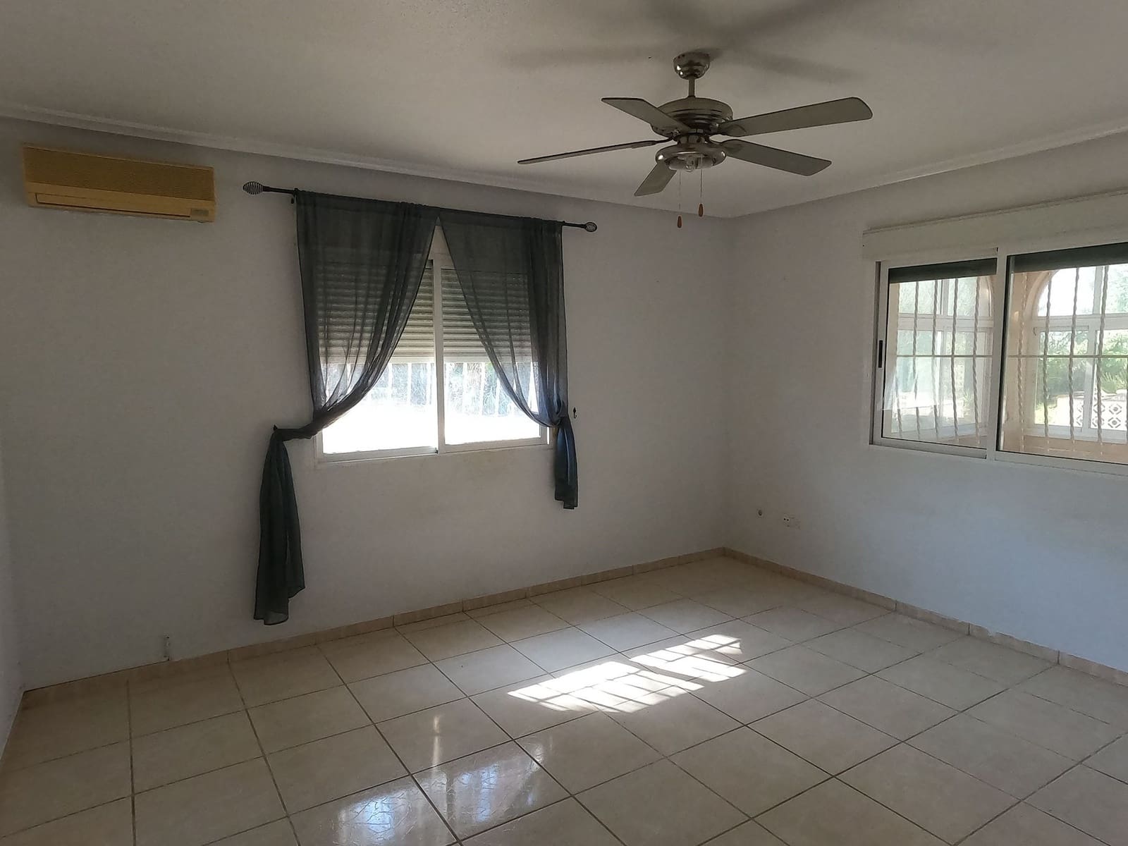 4 Zimmer Villa zu verkaufen in Dolores mit Pool Garage - 375.000 € (Ref: 9819512)