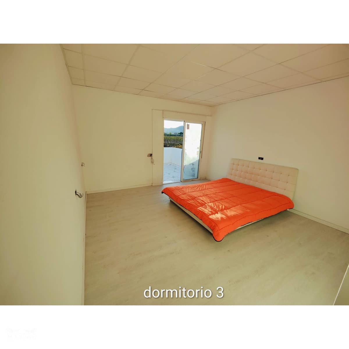 4 bedroom Villa for sale in Pinoso - € 210,000 (Ref: 9821735)