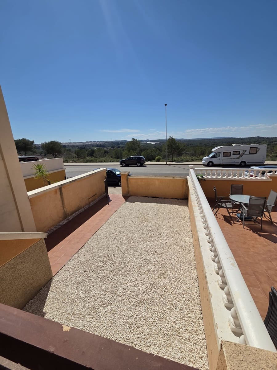 2 sovrum Bungalow till salu i Orihuela Costa med pool - 159 000 € (Ref: 9821736)