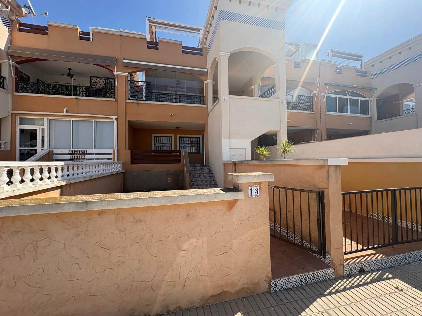 2 sovrum Bungalow till salu i Orihuela Costa med pool - 159 000 € (Ref: 9821736)