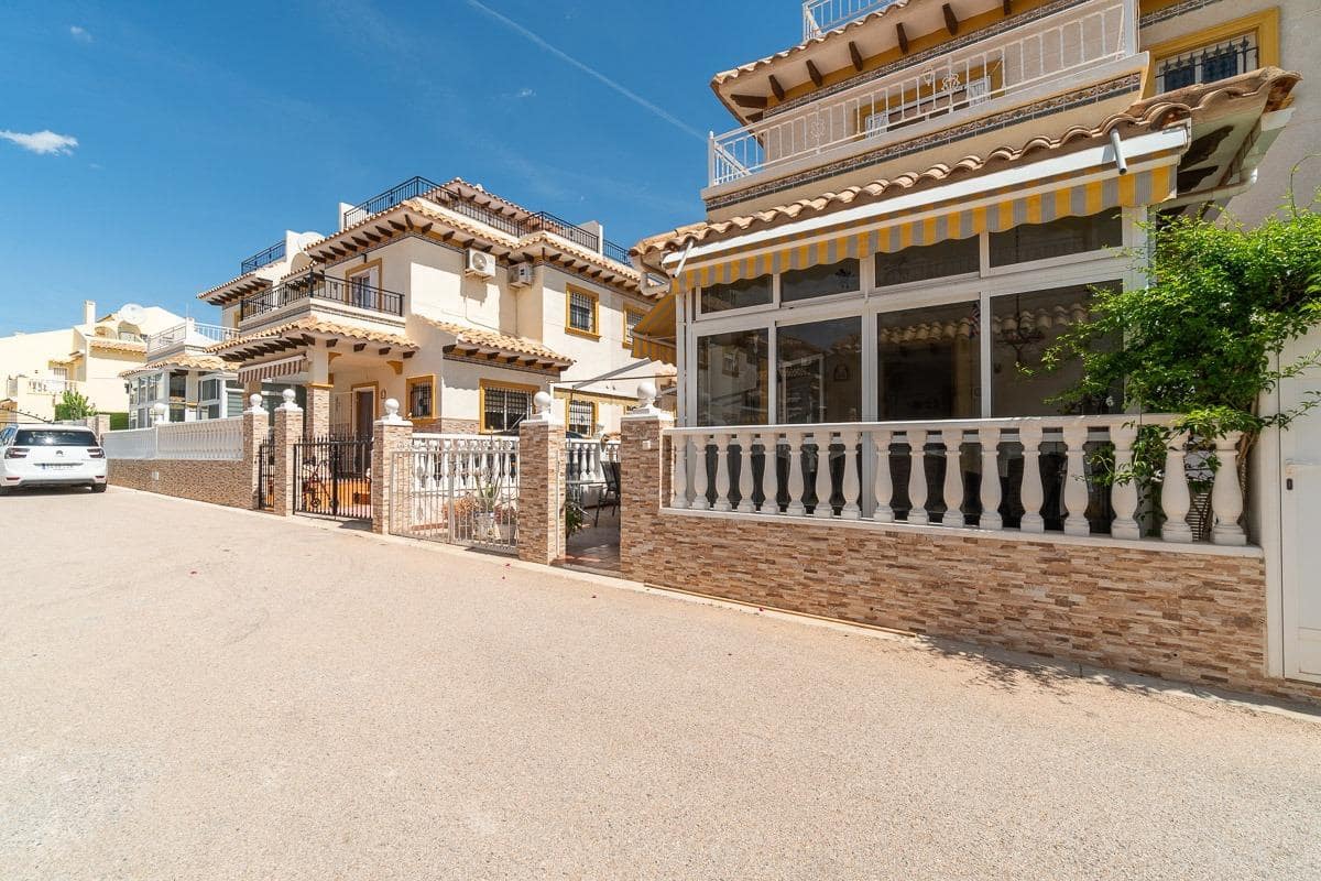 2 camera da letto Casa in vendita in Orihuela Costa con piscina - 215.000 € (Rif: 9828062)
