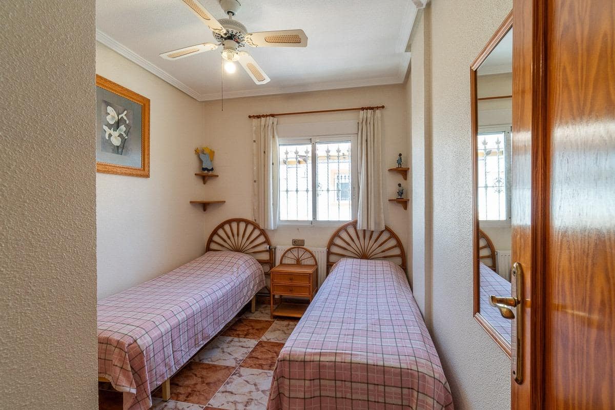 2 camera da letto Casa in vendita in Orihuela Costa con piscina - 215.000 € (Rif: 9828062)
