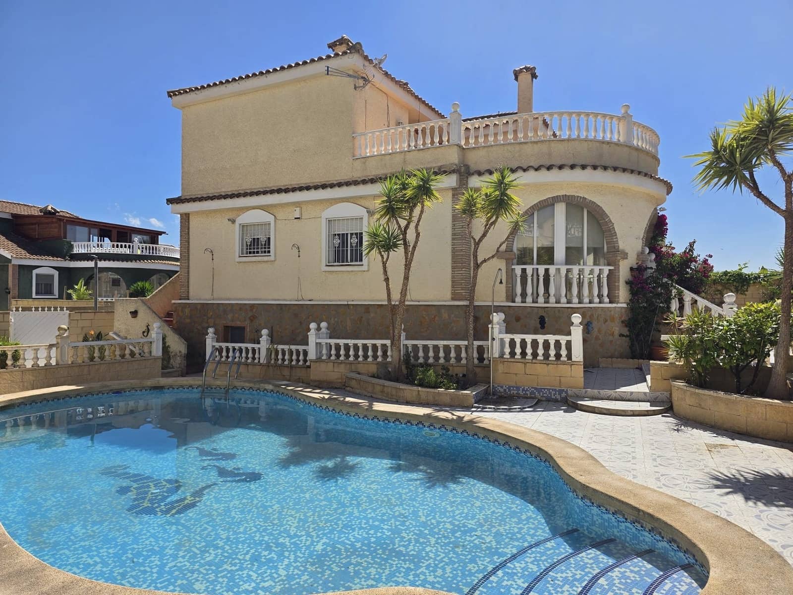 5 soverom Villa til salgs i Monforte del Cid med svømmebasseng - € 349 995 (Ref: 9830488)