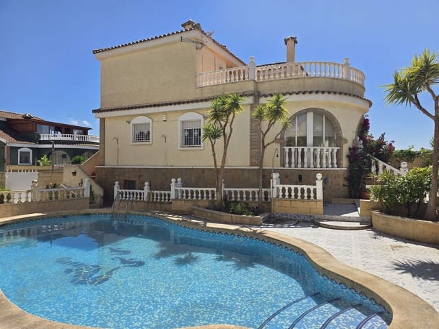 5 soverom Villa til salgs i Monforte del Cid med svømmebasseng - € 349 995 (Ref: 9830488)