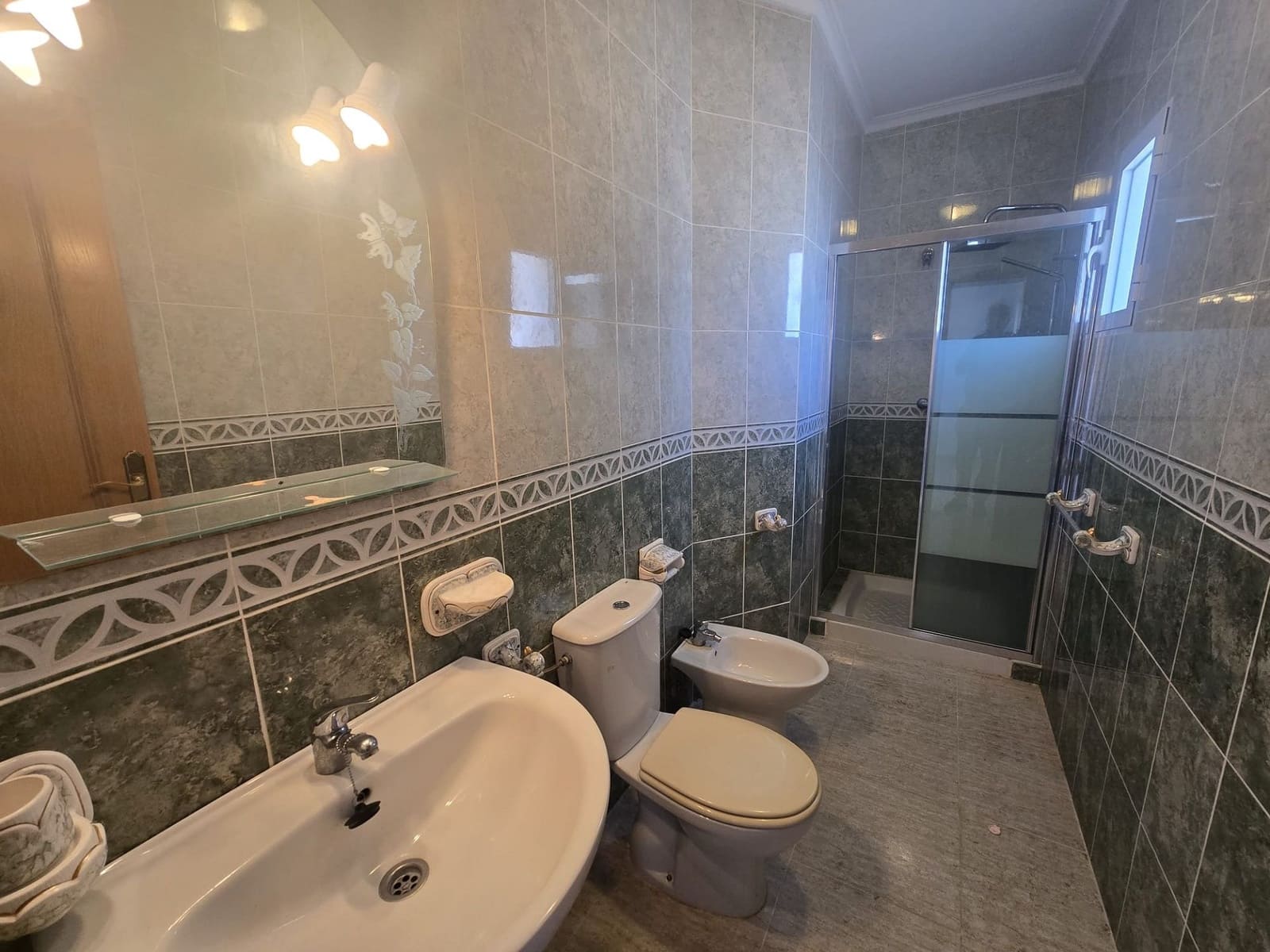 5 soverom Villa til salgs i Monforte del Cid med svømmebasseng - € 349 995 (Ref: 9830488)