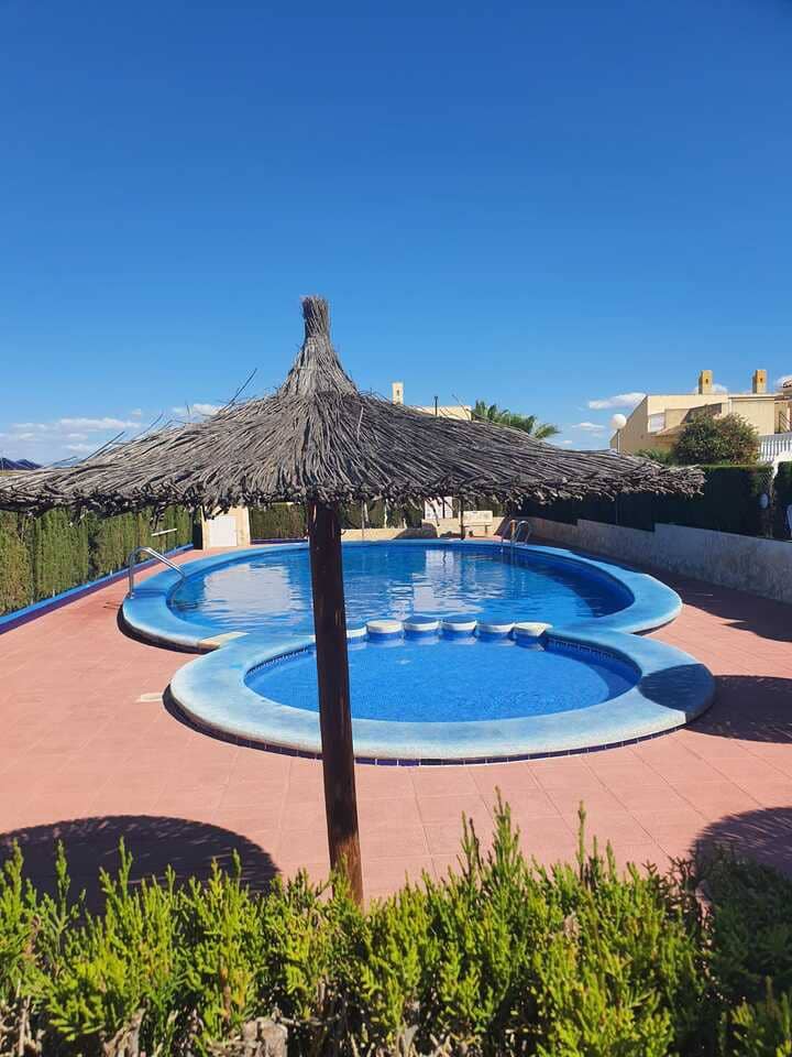 3 soveværelse Byhus til salg i Benimar med swimmingpool - € 279.000 (Ref: 9838603)
