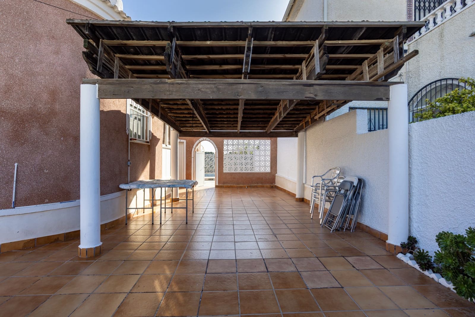 3 chambre Villa/Maison à vendre à Torrevieja avec piscine - 330 000 € (Ref: 9838607)